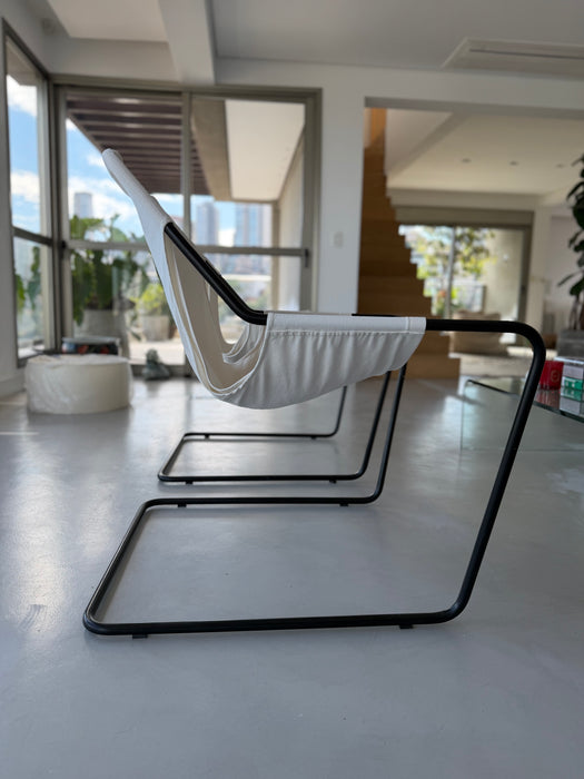 Poltrona "Paulistano" – Paulo Mendes da Rocha para Futon Company