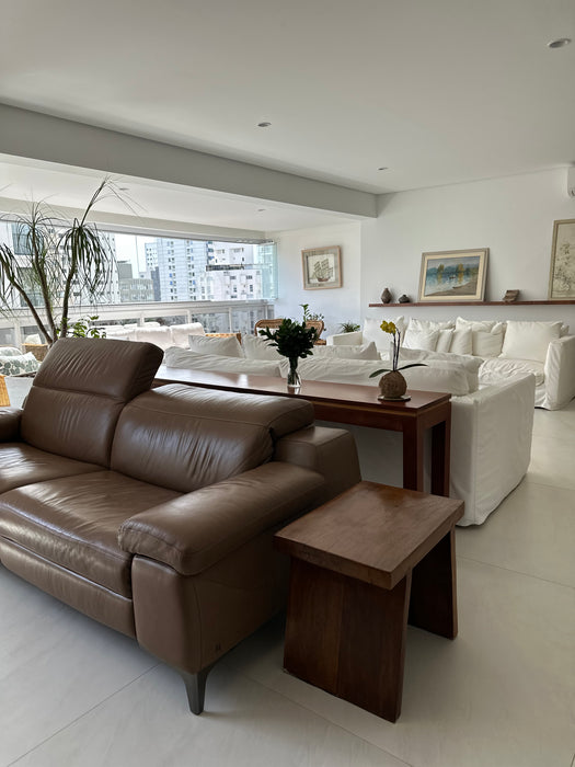 Mesa de Apoio Rústica em Madeira