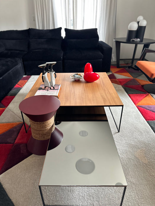 Par de Mesas de Centro “Mezanino” em Madeira e Espelhada – ,Ovo