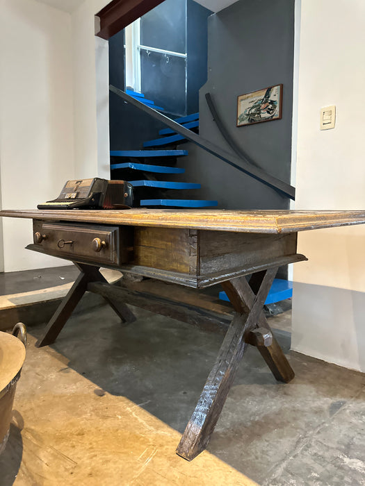 Mesa de Apoio Mineira em Madeira Maciça