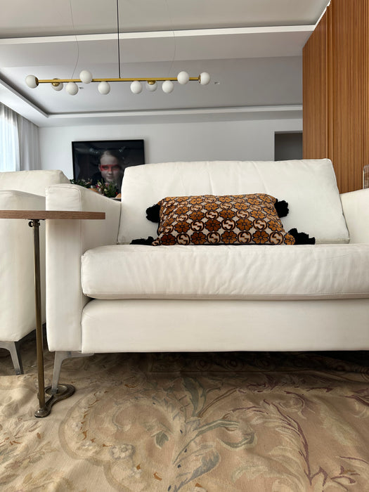 Par de Poltronas (não acompanha mesa auxiliar)