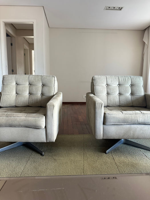 Par de Poltronas Giratórias