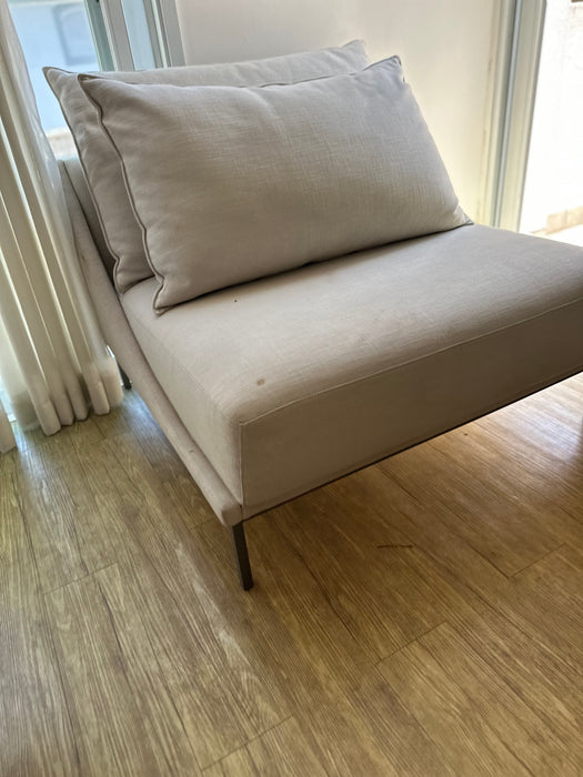Poltrona "Brasília" - Artefacto