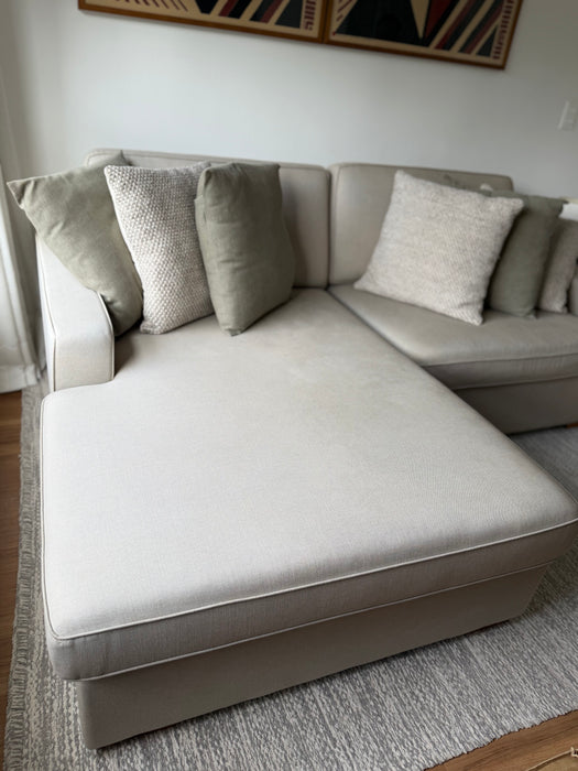 Sofá com Chaise
