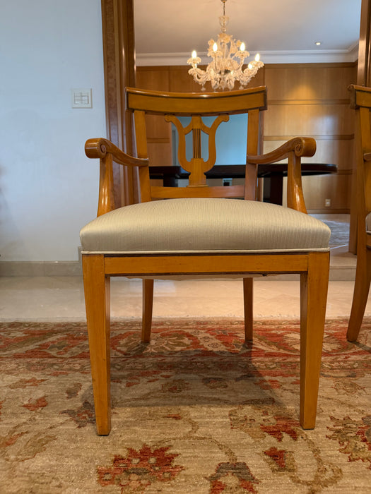 Par de Cadeiras Clássicas em Estilo Biedermeier