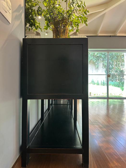 Aparador Preto Estilo Oriental com Gavetas