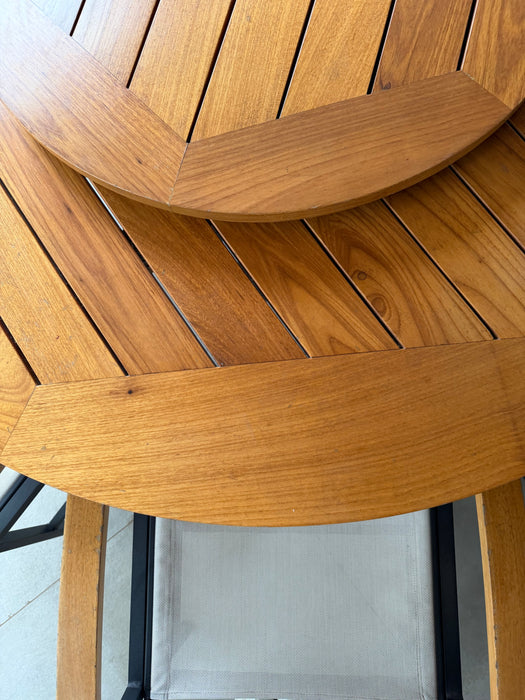 Conjunto de Mesa com 6 Cadeiras - Breton