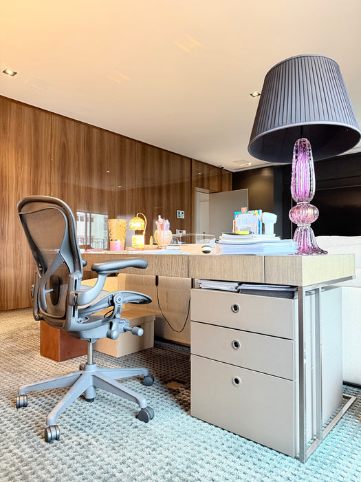 Escrivaninha "Chrome" com Gaveteiro – Artefacto