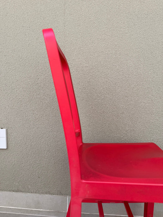 Par de Cadeiras “111 Navy” Vermelhas – Emeco