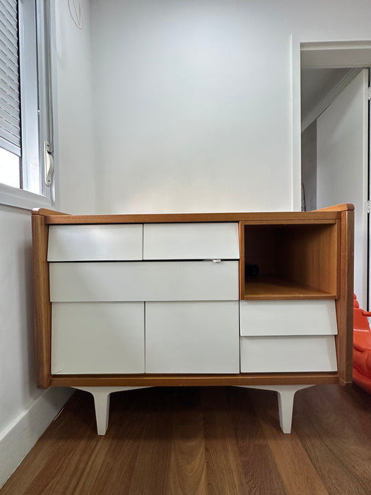 Conjunto de Guarda-Roupa Infantil com 2 Portas + Cômoda Trocador - Ameise Design