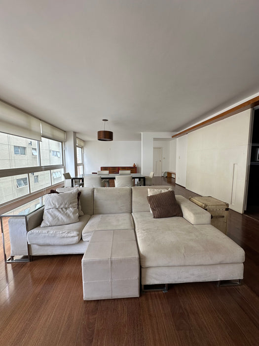 Sofá com Chaise – Micasa