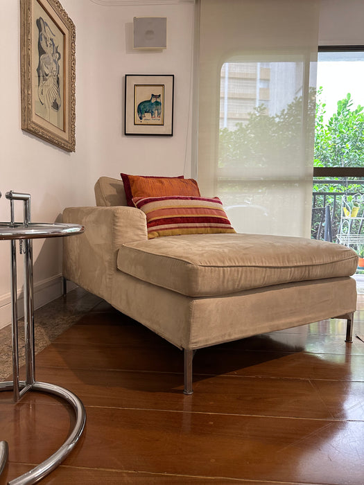 Chaise Lounge