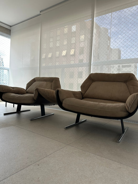 Par de Poltronas "Presidencial" Vintage – Jorge Zalszupin | Adquirida na Galeria Século XX