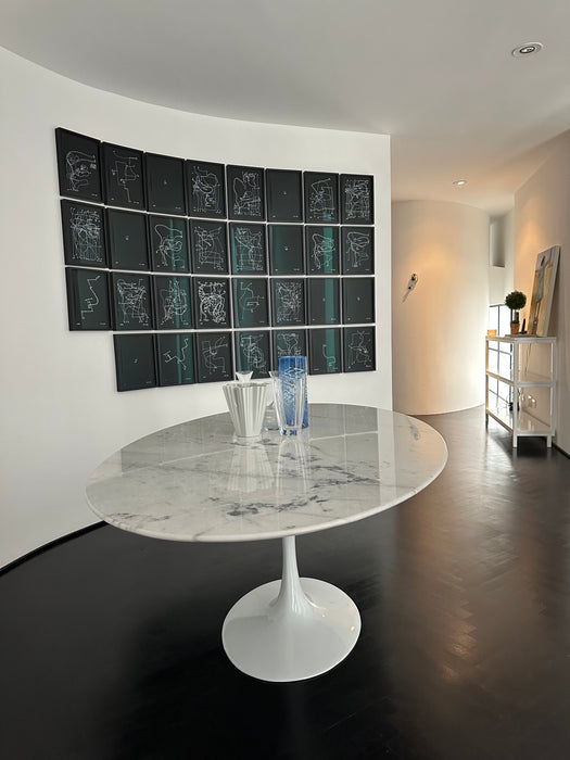 Mesa de Jantar Saarinen