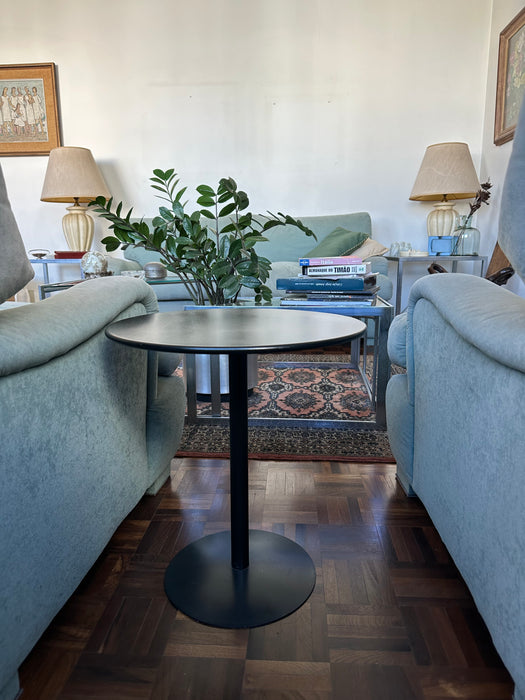 Mesa de Apoio Redonda em Ferro Preto