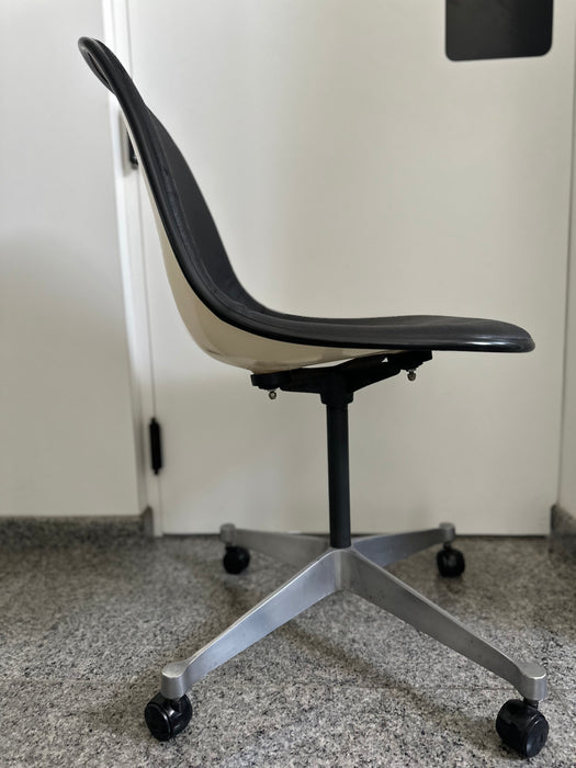 Par de Cadeiras “Eames Fiberglass Office” Vintage  – Charles & Ray Eames
