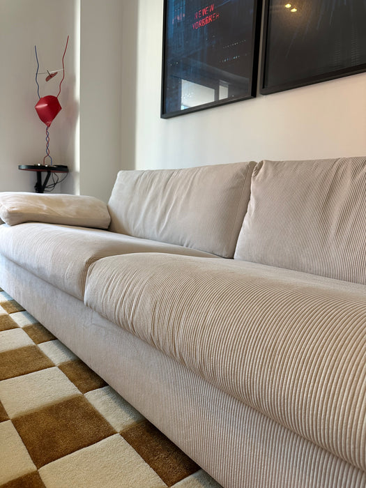 Sofá "Vogue" com Pufe – Micasa