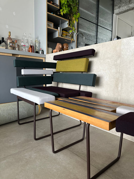 Par de Poltronas "Tiras" com Mesa - ,Ovo