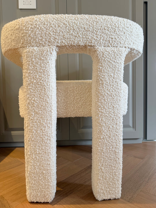Conjunto de 6 Cadeiras "Stature Ivory" em Bouclé – Caleb Zipperer para CB2