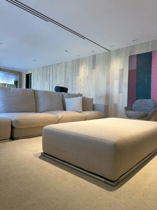 Sofá Modular "Marcel" com Par de Pufes – Antonio Citterio para B&B Italia