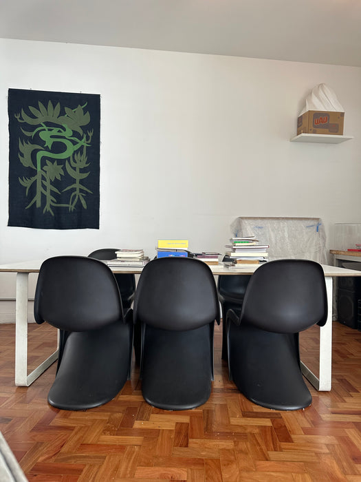 Par de Cadeiras "Panton" Pretas – Verner Panton para Vitra