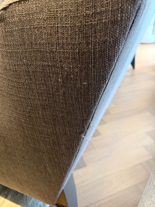 Sofá "Nola" de 3 Lugares em Tweed Cinza – Arteriors