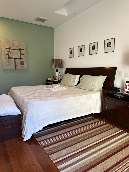 Cama de Casal Super King (colchão incluso) - Madeira Bonita