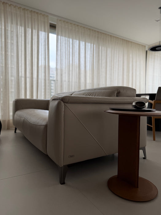 Sofá Automatizado de 3 Lugares em Couro – Natuzzi