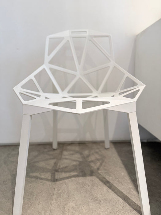 Cadeira "Chair One" Branca – Konstantin Grcic para Magis