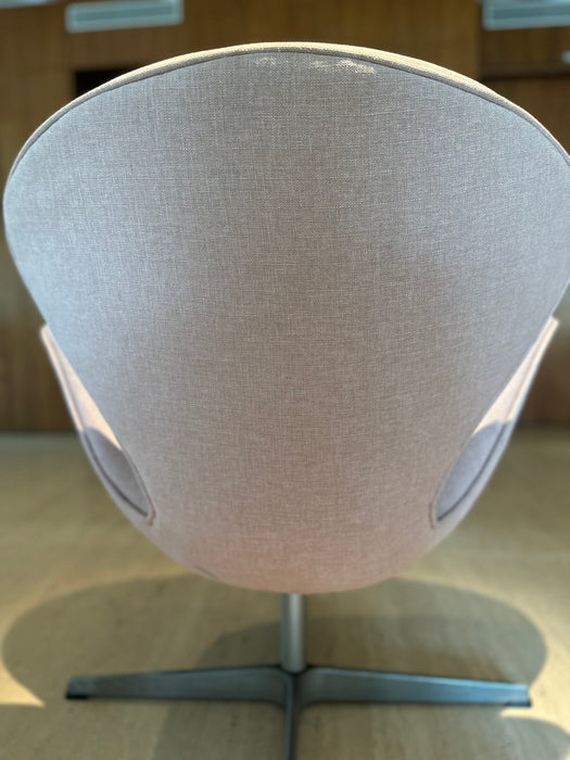 Poltrona “Swan” – Breton