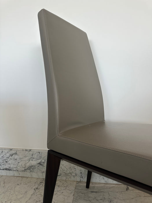 Conjunto de 8 Cadeiras "Bess" – Calligaris