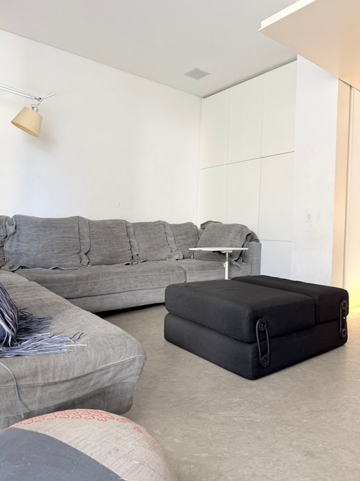 Pufe "Trix" Preto – Piero Lissoni para Kartell