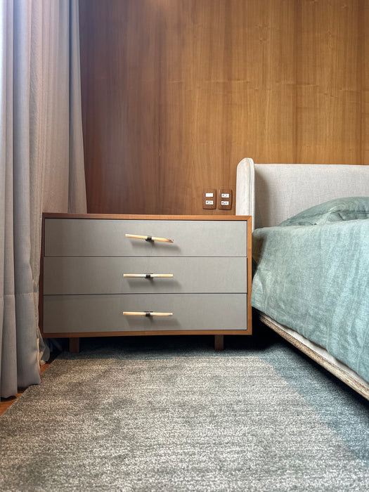 Cama King Size "Rimini" (colchão incluso) - Isabelle de Mari para Olho Interni