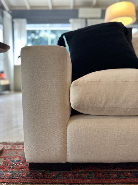 Sofá de 3 Lugares (almofadas decorativas não inclusas)