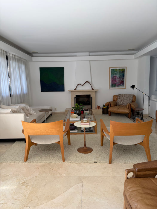 Poltrona "Mirah" – Jader Almeida