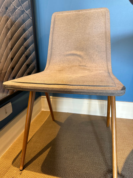 Conjunto com 4 Cadeiras "Tecno" – Marcelo Ligieri