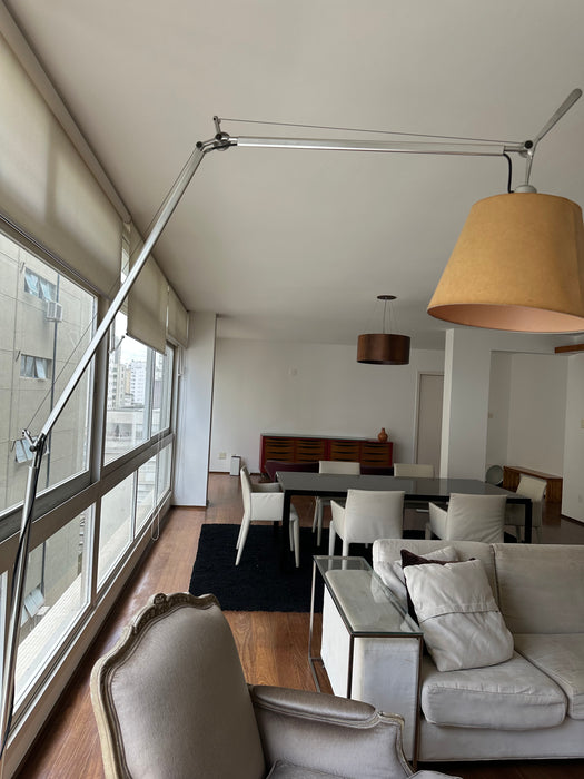 Luminária de Piso “Tolomeo Mega Floor” – Giancarlo Fassina & Michele De Lucchi para Artemide