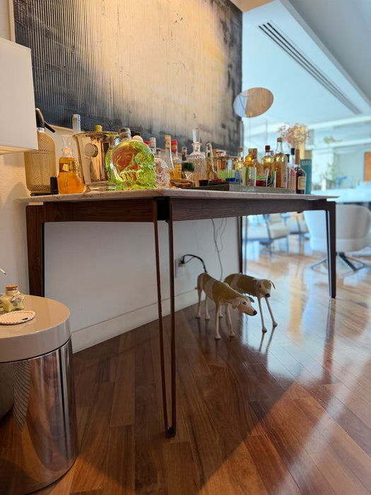 Mesa de Jantar “Bank” com Tampo em Mármore – Jader Almeida