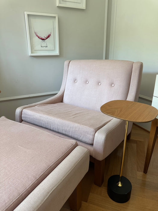 Mesa de Apoio “Jardim” – Jader Almeida