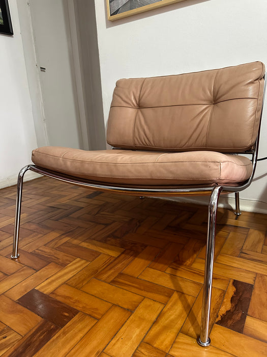 Poltrona "Frog" em Couro – Piero Lissoni para Living Divani