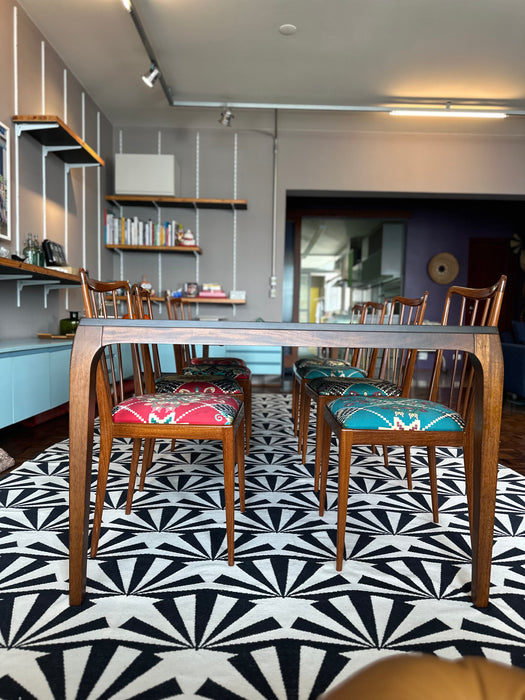 Mesa de Jantar "Liss" – Marcus Ferreira para Decameron