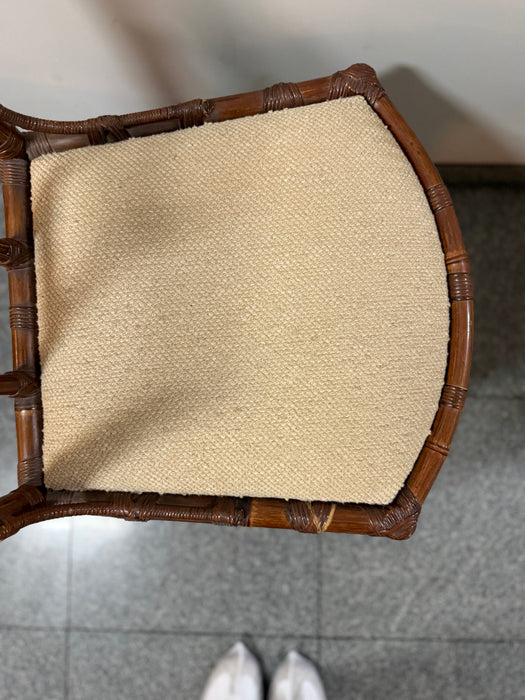 Mesa de Jantar com 8 Cadeiras em Bambu