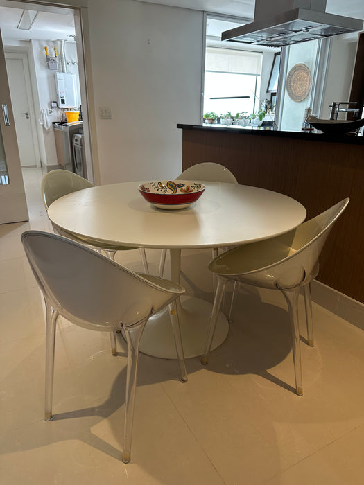 Conjunto de 4 Cadeiras “Mr. Impossible” – Philippe Starck para Kartell