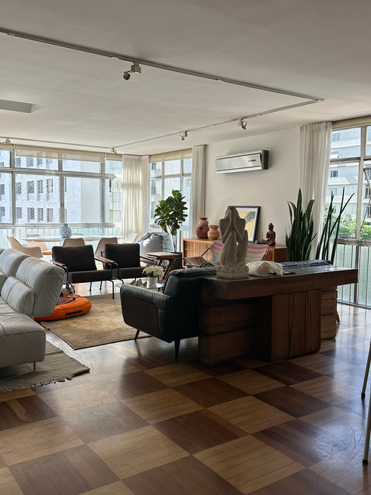 Par de Poltronas “Astor” - Fernando Jaeger Atelier
