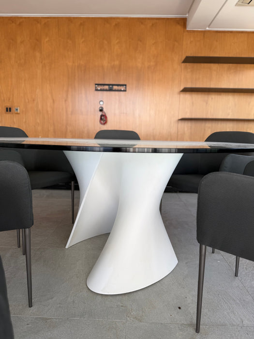 Mesa de Jantar “S-Table” – Xavier Lust para MDF Italia