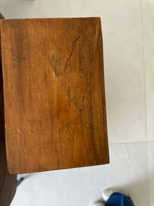 Mesa de Apoio Rústica em Madeira