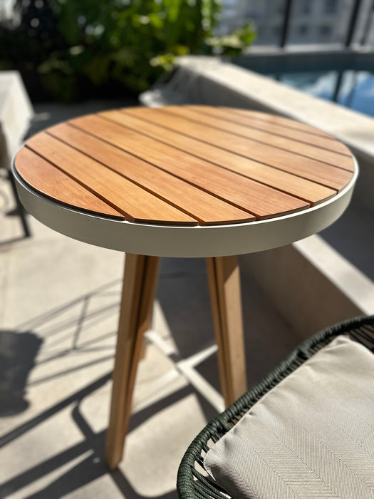 Mesa Bistrô “Cocar” com 2 Banquetas – Líder Interiores