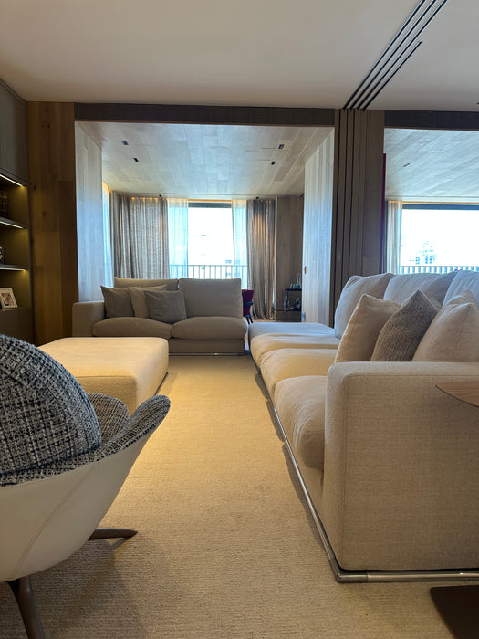 Sofá Modular "Marcel" com Par de Pufes – Antonio Citterio para B&B Italia