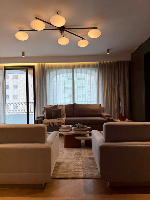 Sofá "Nola" de 3 Lugares em Tweed Cinza – Arteriors
