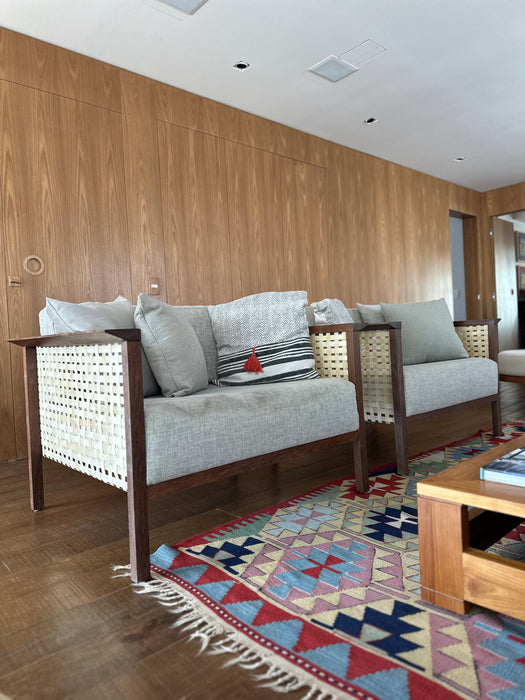 Par de Poltronas – Saccaro